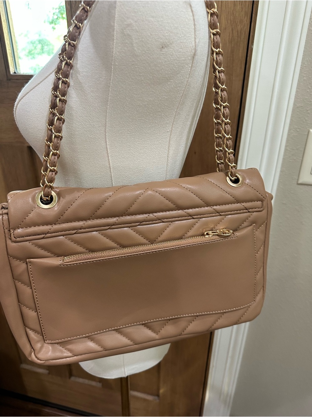 NWT Valentino Orlandi V-3009 Quilted Chain Shoulder Bag Taupe MSRP $320 - Picture 6 of 9